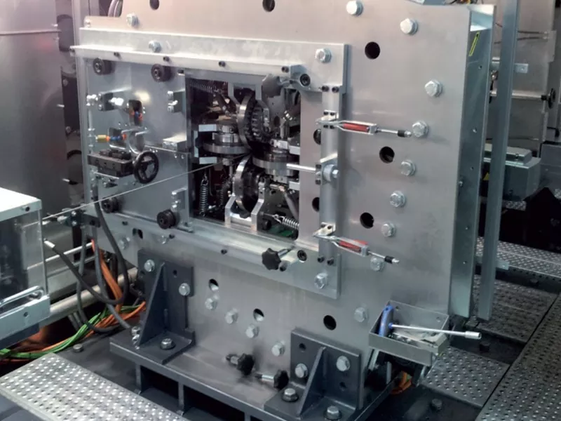 Millä aloilla Profile Rolling Machinea käytetään